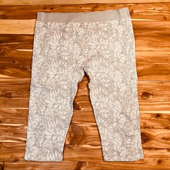 Fabletics Sebastian Mid Rise Tight - Picture 2 of 12